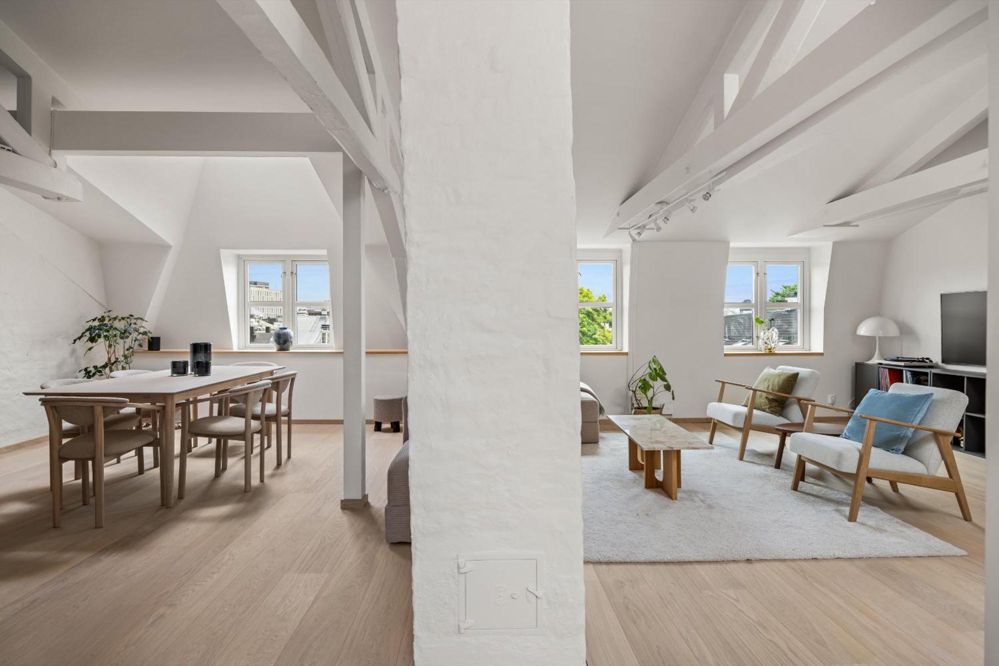 Exclusive Penthouse With Terrace